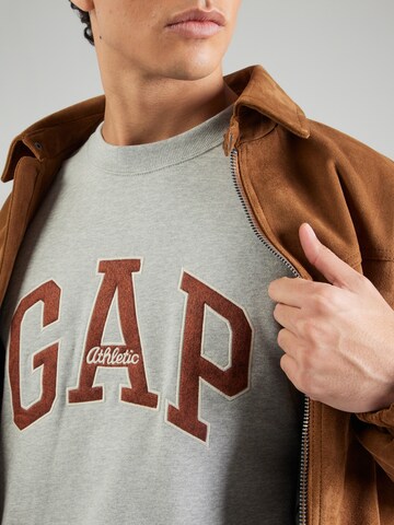 GAP Sweatshirt i grå