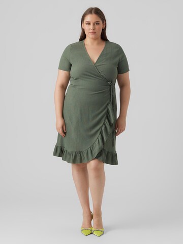 Rochie 'Haya' de la Vero Moda Curve pe verde