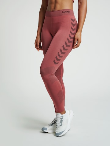 Skinny Pantalon de sport 'First' Hummel en rouge : devant