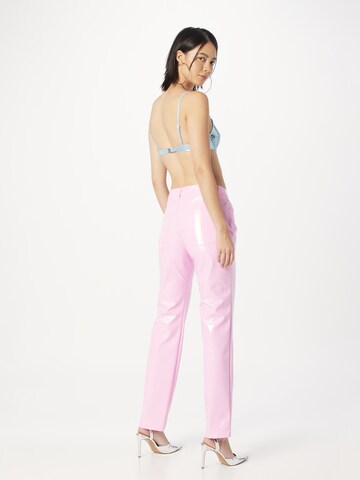 Regular Pantalon NLY by Nelly en rose