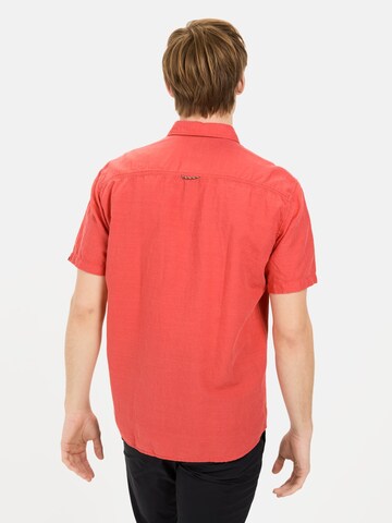 CAMEL ACTIVE Regular Fit Kurzarmhemd aus einem Baumwoll-Leinenmix in Rot