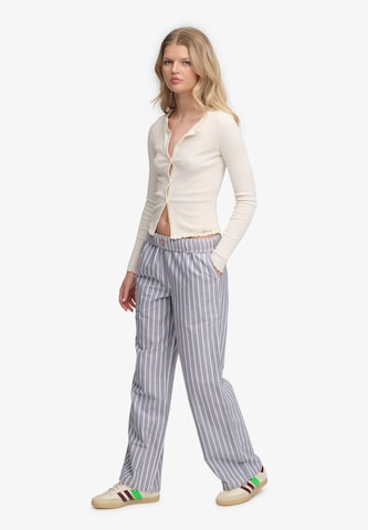 Superdry & Co Loosefit Hose in Blau