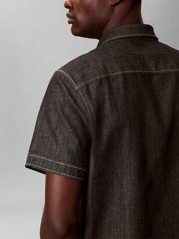 Coupe regular Chemise Calvin Klein Jeans en noir