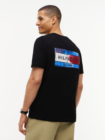 TOMMY HILFIGER - Camisa 'BRAND LOVE' em preto: frente