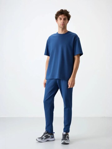 Survêtement Tommy Life en bleu : devant