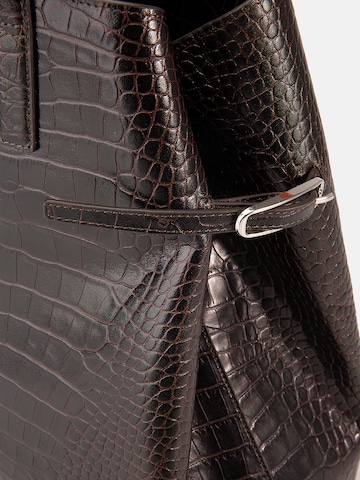 VAGABOND SHOEMAKERS Skuldertaske 'Cannes' i brun