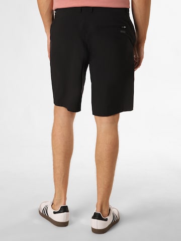 BOSS Slimfit Shorts 'Speedflex' in Schwarz