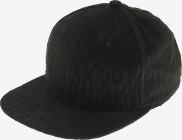 H&M Hat & Cap in 56 in Black: front