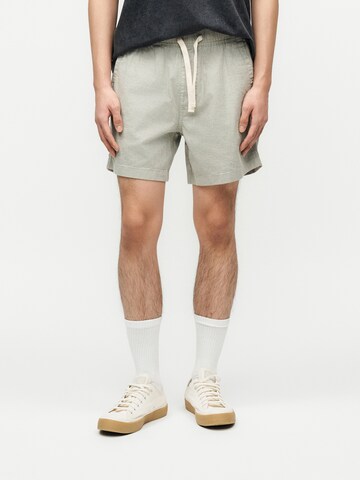 HOLLISTERregular Hlače - zelena boja: prednji dio