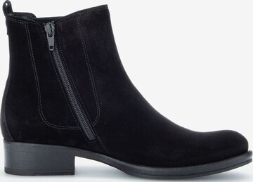 GABOR Chelsea Boots in Black