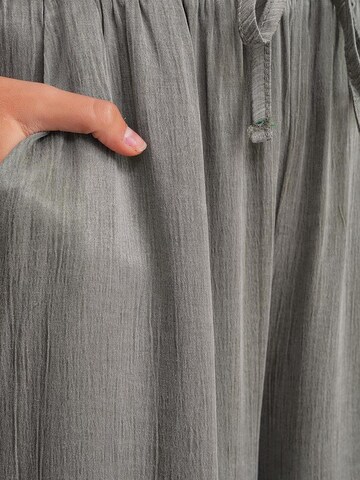 Wide leg Pantaloni di MixRay in verde