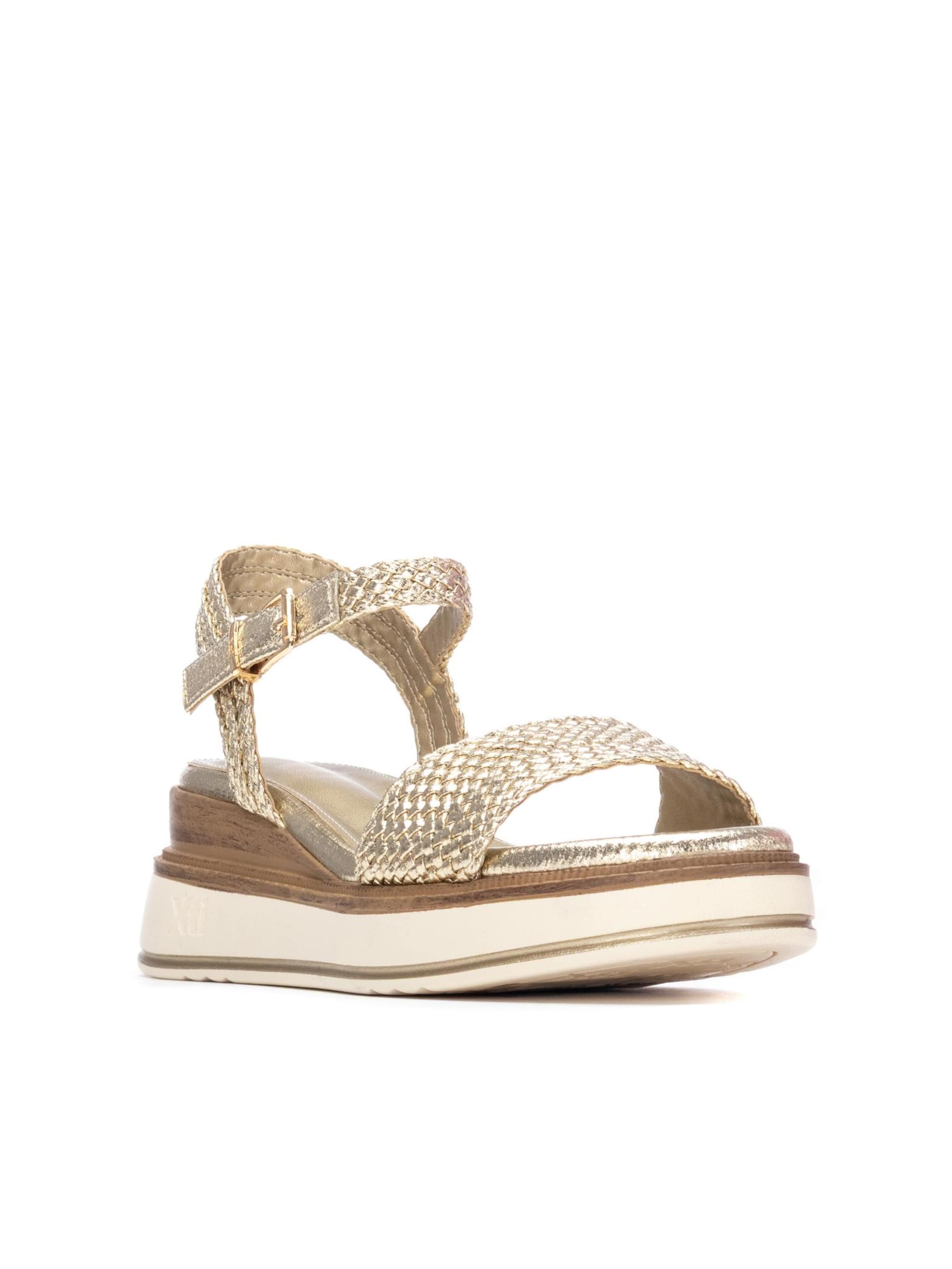 Xti Sandals in Gold