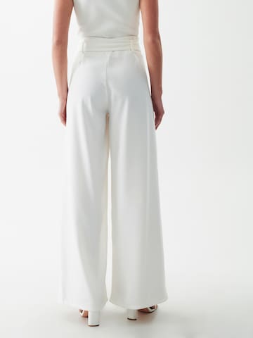 Willa Wide leg Broek 'DIDDY PANTS' in Wit