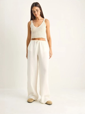 Wide leg Pantaloni di Bianco Lucci in bianco