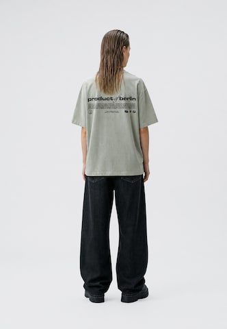 Maglietta 'PRODUCT OF BERLIN' di Vertere Berlin in verde: dietro