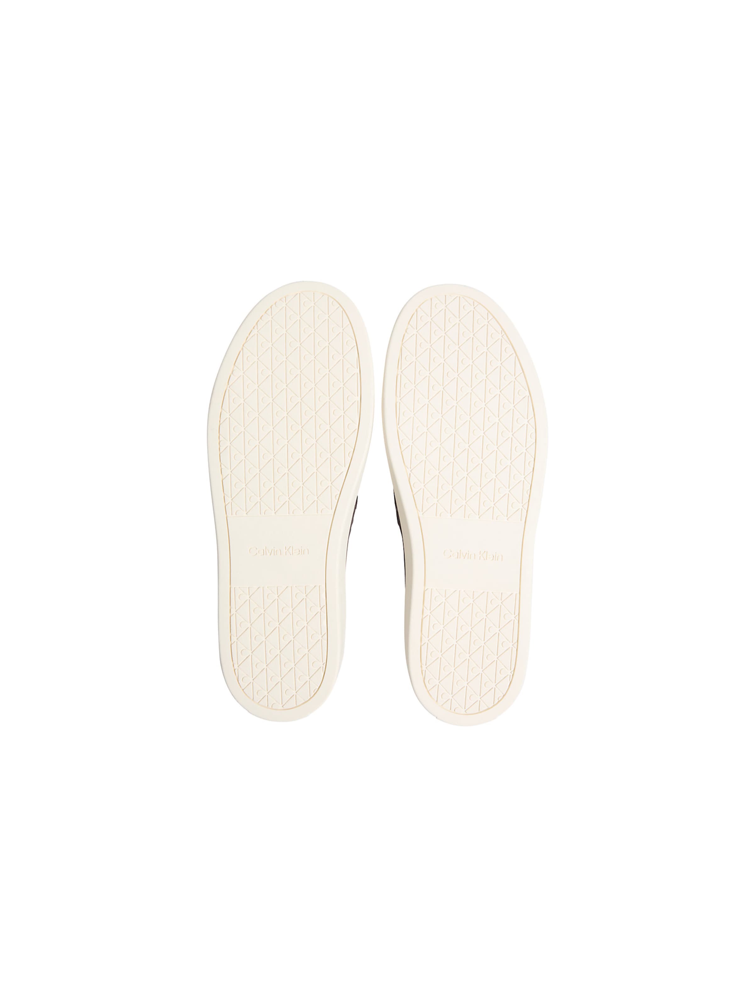 Regular Chaussure basse Calvin Klein en gris