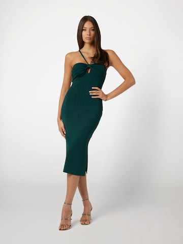 GUESS Knitted dress in Green: front