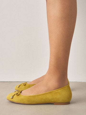 Next Ballerina 'Forever Comfort' in Yellow