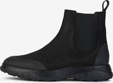 Boggi Milano Chelsea Boots in Black: front