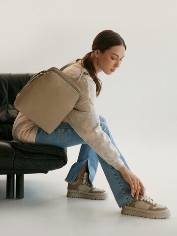 ES8 - Zapatillas deportivas bajas '602-6' en beige: frente