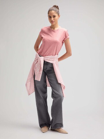 Lee Shirt 'Perfect'‌‌‌‌‌‌‌‌‌ in Pink