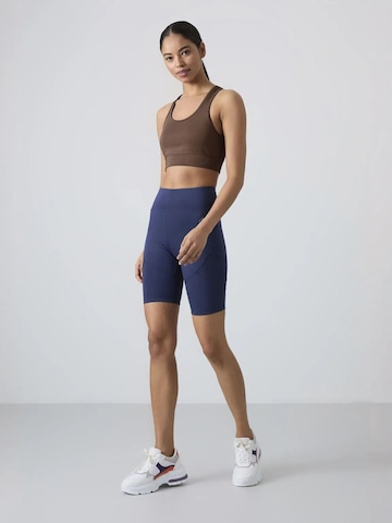 Tommy Life - Top desportivo em castanho