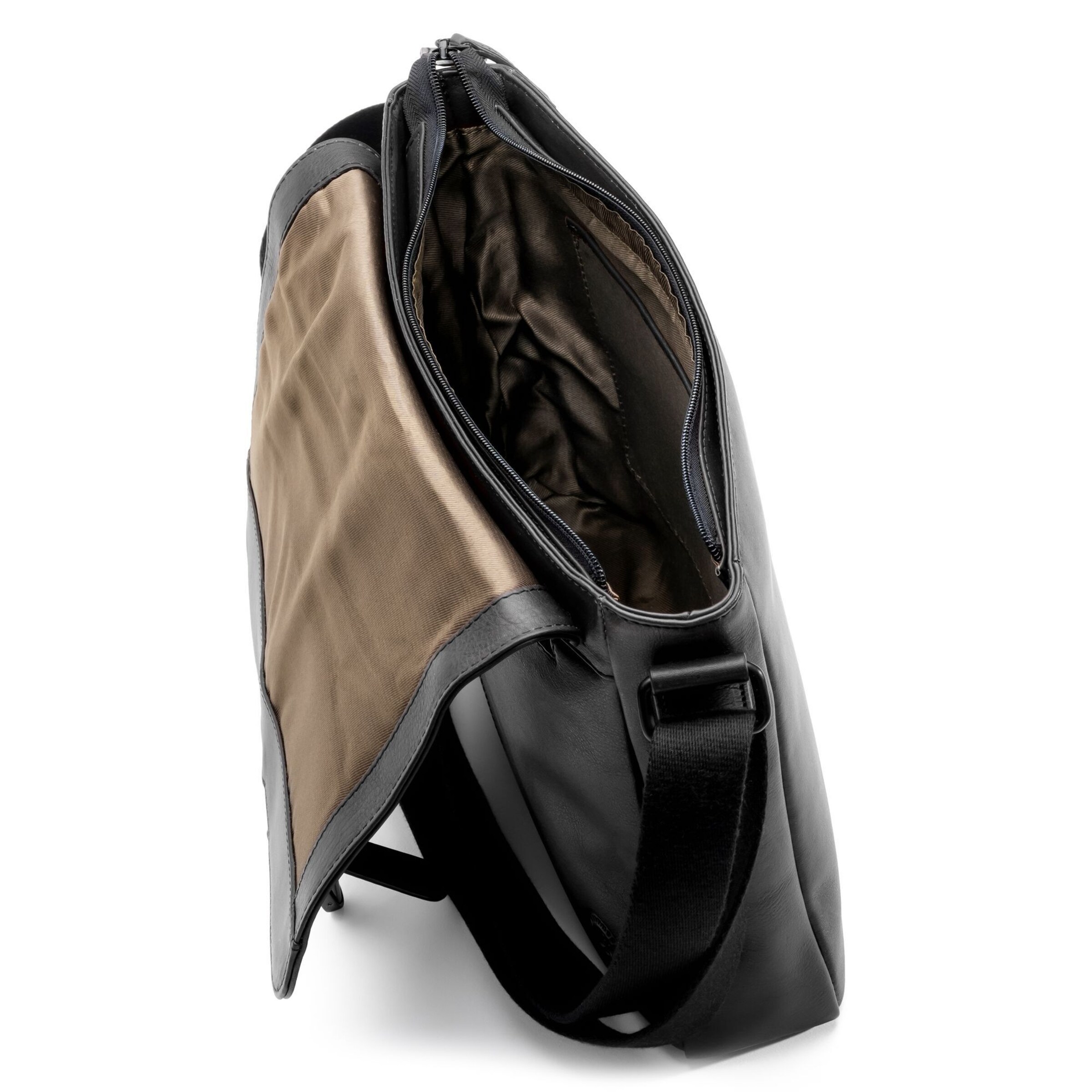 Farmhood Document bag in Black