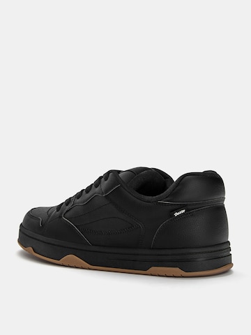 Pull&Bear Låg sneaker i svart
