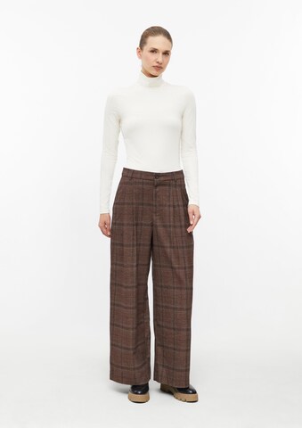 Wide Leg Pantalon à pince s.Oliver en marron : devant