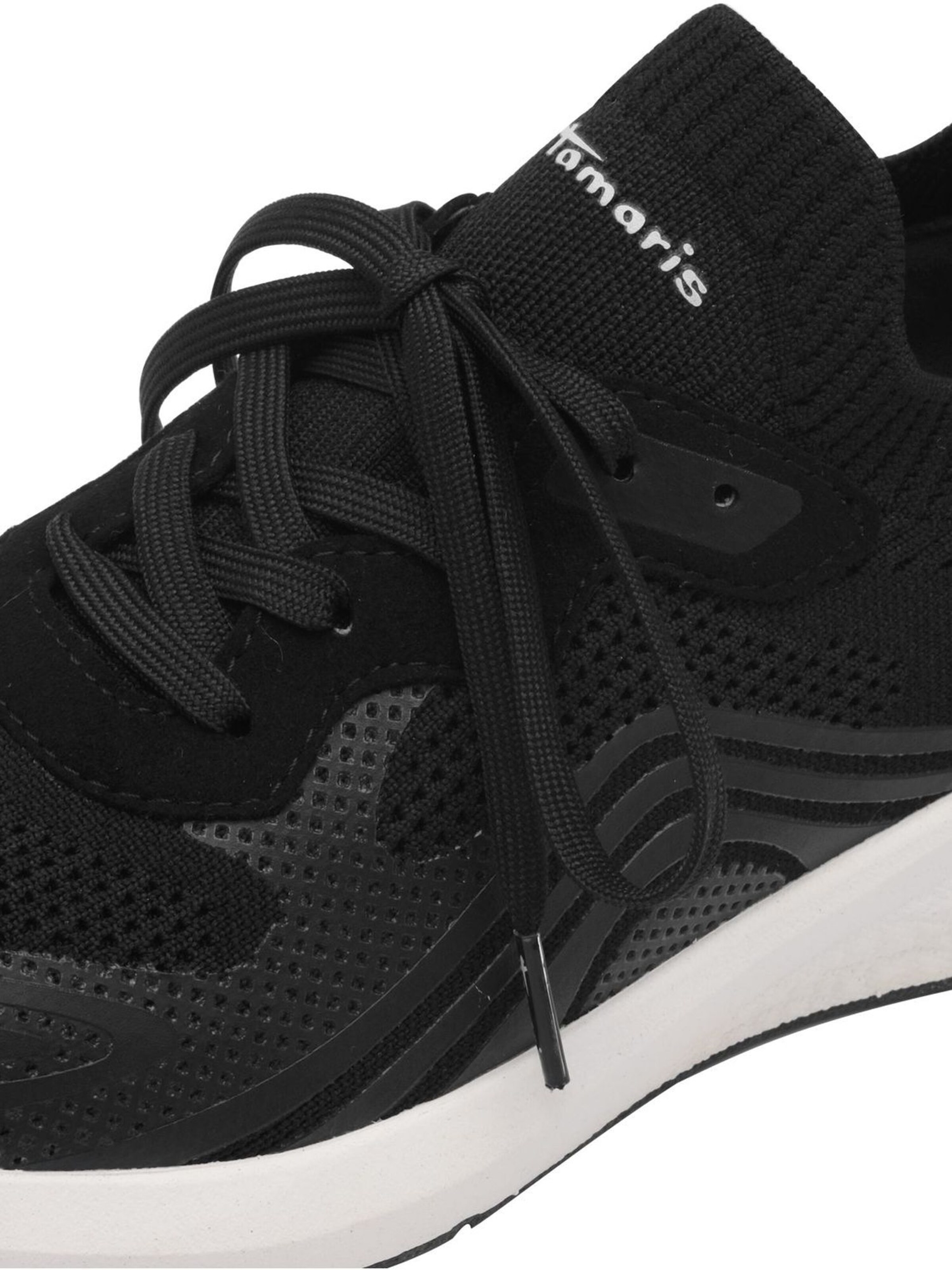 Sneaker bassa di Tamaris in nero