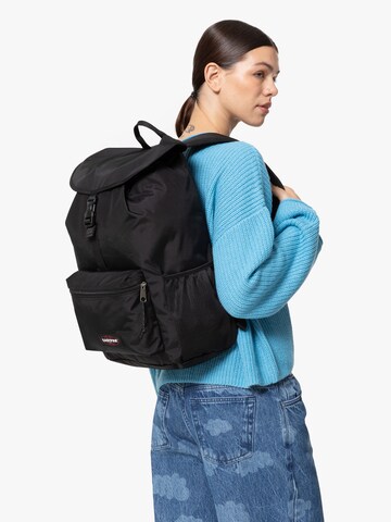EASTPAK - Mochila 'Bazego' en negro