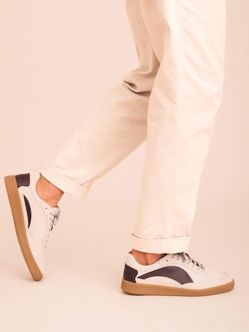nae Vegan Shoes Sneakers 'Sidney' in Beige: front
