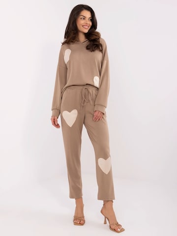 Madnezz House Pantsuit in Brown: front