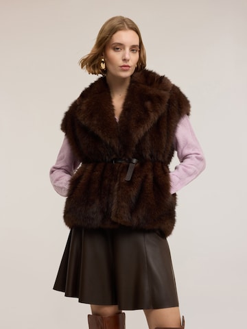 MOTIVI Winter Coat in Brown