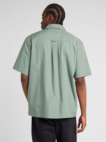 Carhartt WIP Классический крой Рубашка в Зеленый