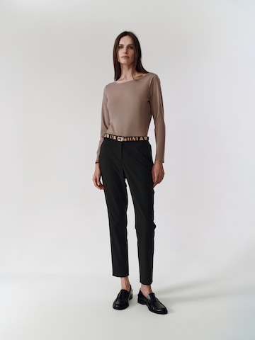 T-shirt 'Mikajanka' TATUUM en beige