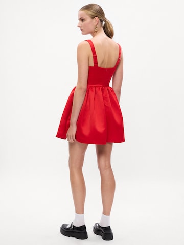 Gina Tricot Obleka | rdeča barva