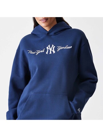 NEW ERA Sweatshirt in Blauw