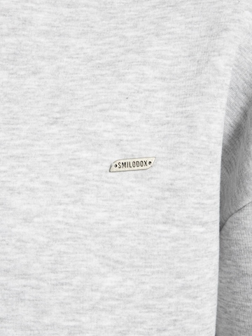 Veste de survêtement Smilodox en gris
