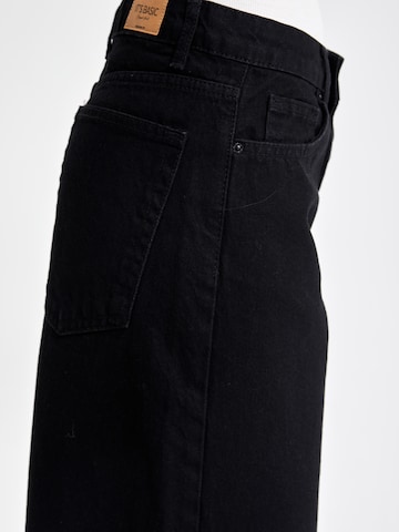 IT'S BASIC Baggy Jeans 'Baggy Mid Rise Jeans (Lenght 28)' in Black