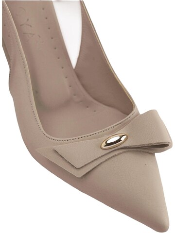 Limoya Slingback Pumps 'Sonia' in Beige