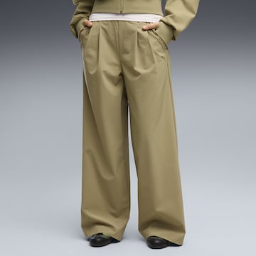 PUMA Loosefit Functionele broek in Groen: voorkant