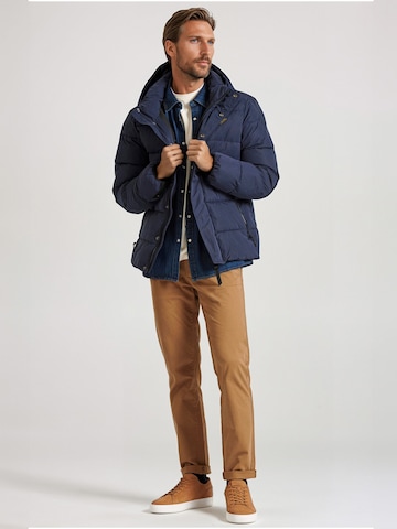 regular Pantaloni chino di Funky Buddha in beige