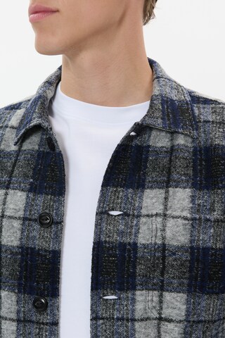 Coupe regular Chemise 'Pelton N Heritage' Matinique en bleu