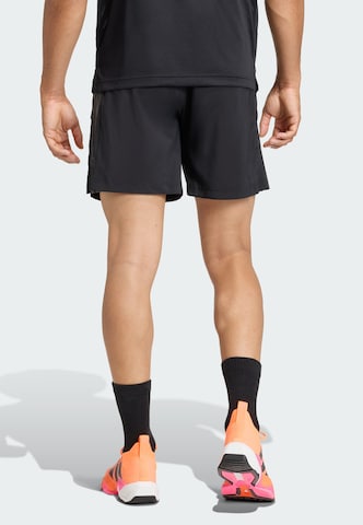 regular Pantaloni sportivi 'Tech Essentials' di ADIDAS PERFORMANCE in nero
