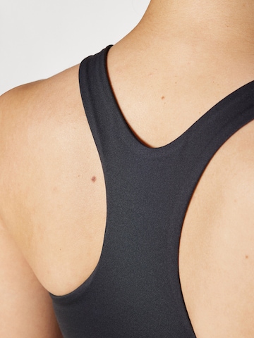 Girlfriend Collective Bralette Sports bra 'Float Lola' in Black