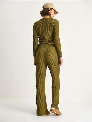 Pantalons de tailleur Bianco Lucci en vert