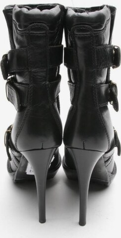BURBERRY Dress Boots in 37 in Black