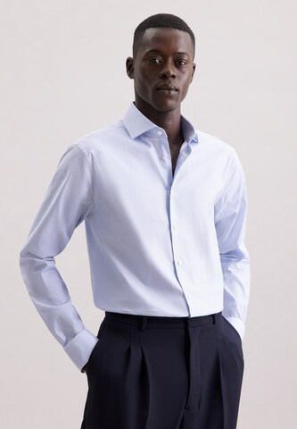 Coupe slim Chemise business 'Schwarze Rose' SEIDENSTICKER en bleu : devant