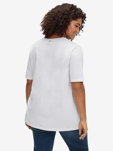 T-shirt SHEEGO en blanc